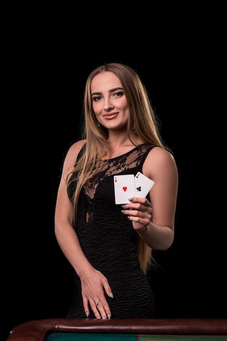 JILI live blackjack table on dhltoto slot with multi-camera broadcast